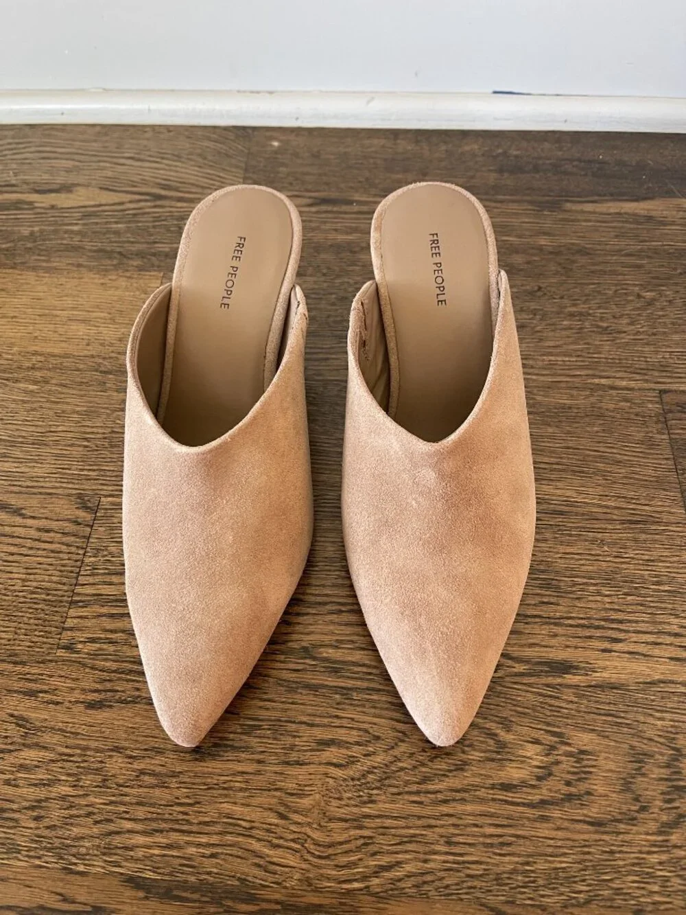 Free People Stellar Suede Pointed Toe Mules - Faded Saddle / Tan Size 9 (NIB)